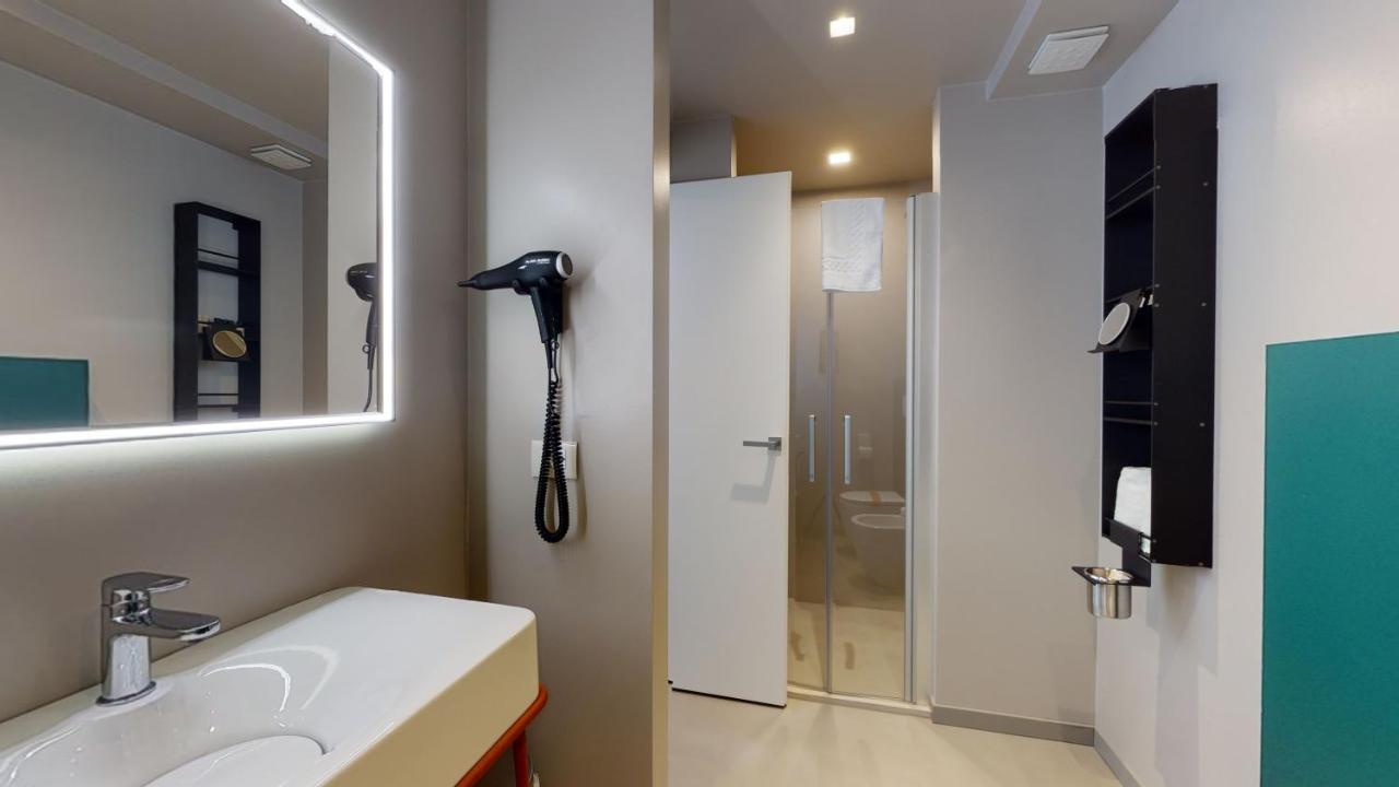 Diva Hotel Lignano - Adults Only Lignano Sabbiadoro Exterior foto