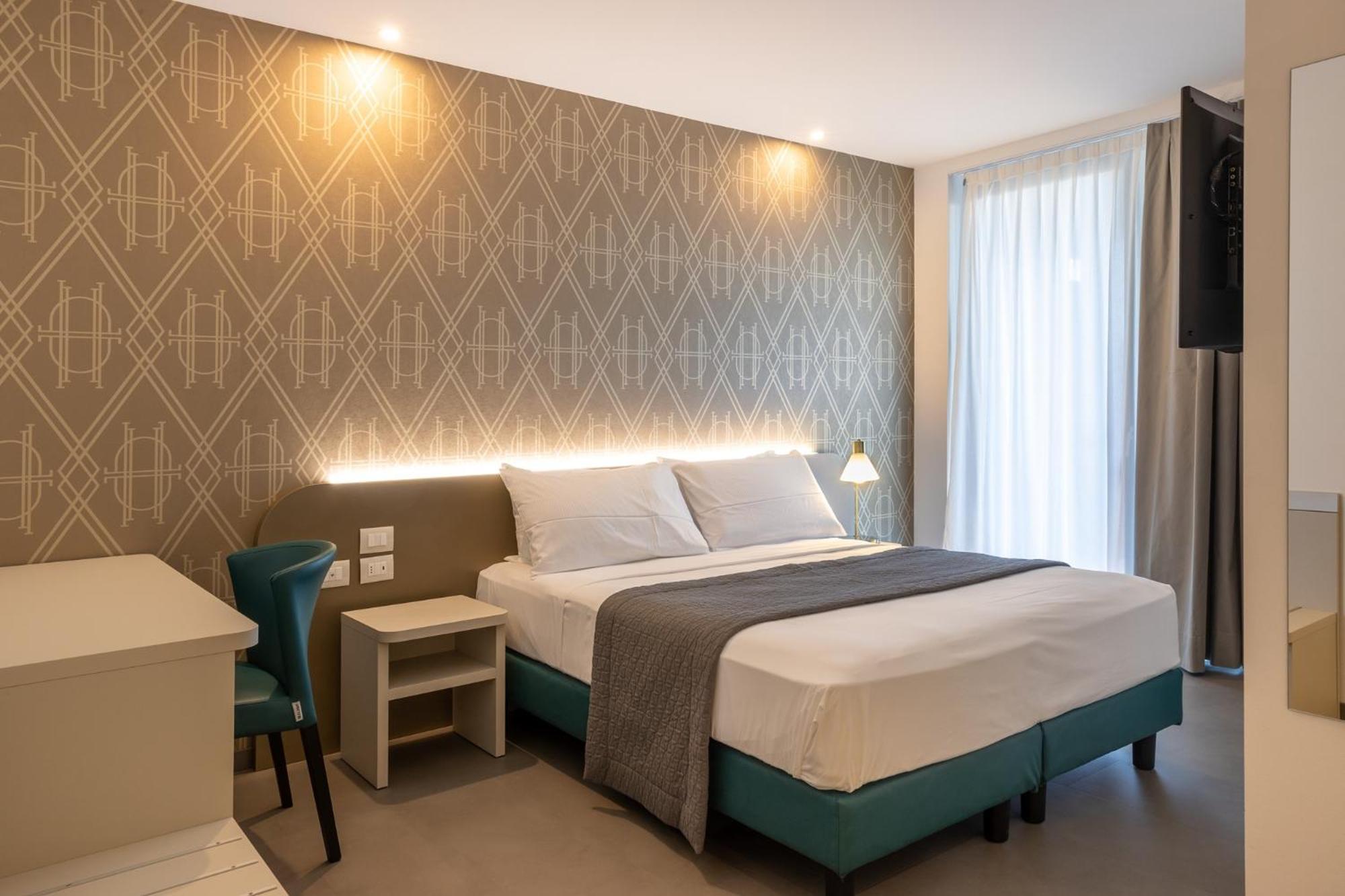 Diva Hotel Lignano - Adults Only Lignano Sabbiadoro Exterior foto